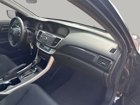 Used 2015 Honda Accord Sport image 14