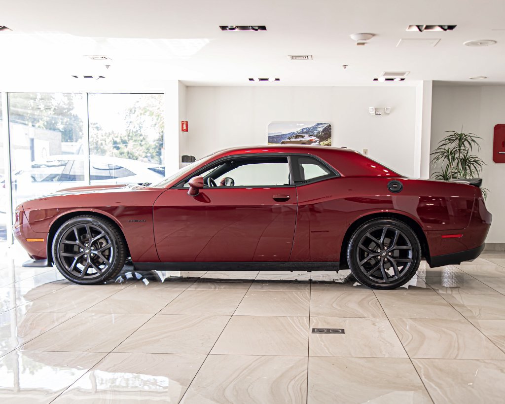 Used 2021 Dodge Challenger R/T w/ Blacktop Package RWD image 6