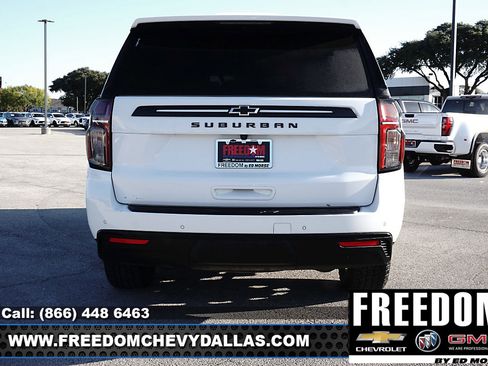 Certified 2023 Chevrolet Suburban Z71 w/ Luxury Package image 42