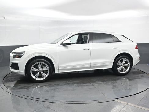 Used 2019 Audi Q8 Premium w/ Towing Package image 9