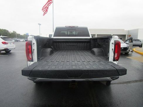 Used 2023 GMC Sierra 3500 SLT w/ SLT Premium Package image 20