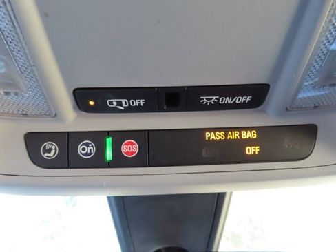 Used 2016 Chevrolet Malibu LT image 24