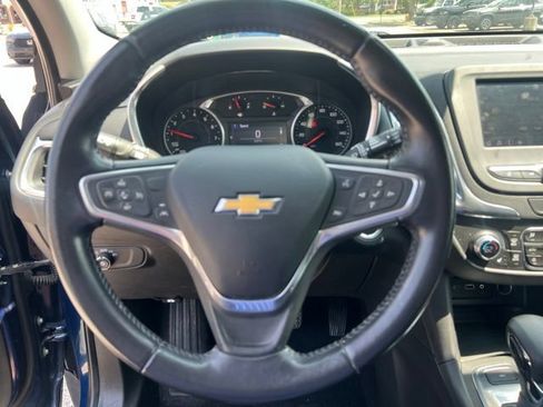 Used 2022 Chevrolet Equinox LT AWD/4WD image 7
