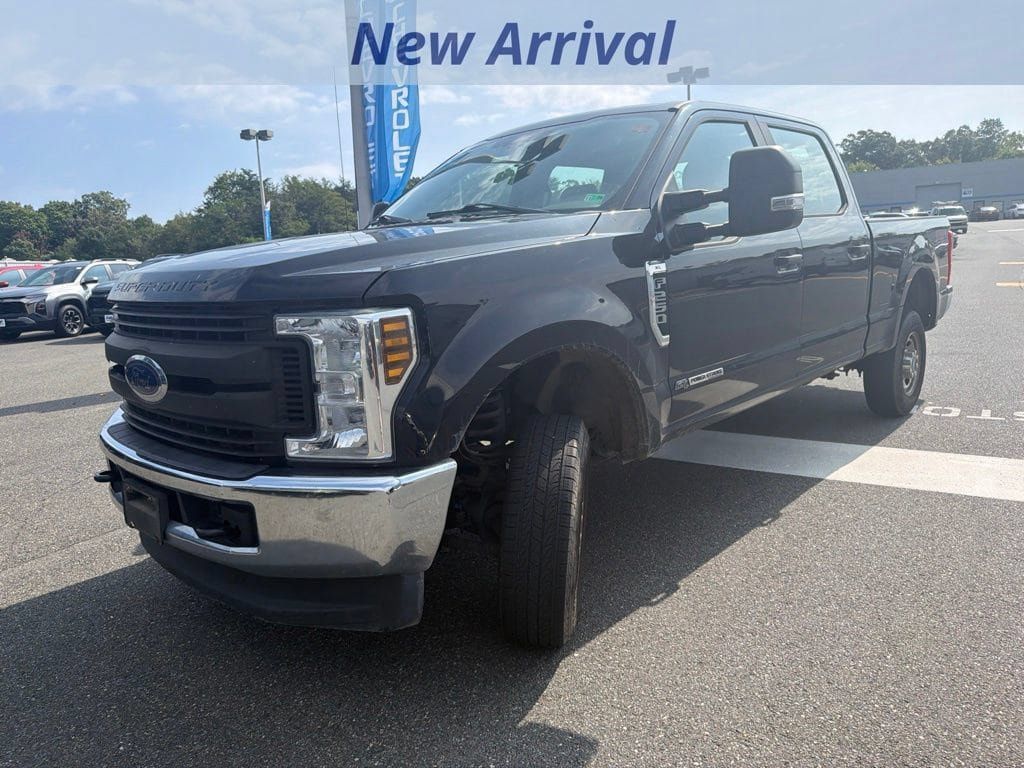 Used 2019 Ford F250 XL w/ Power Equipment Group AWD/4WD image 1