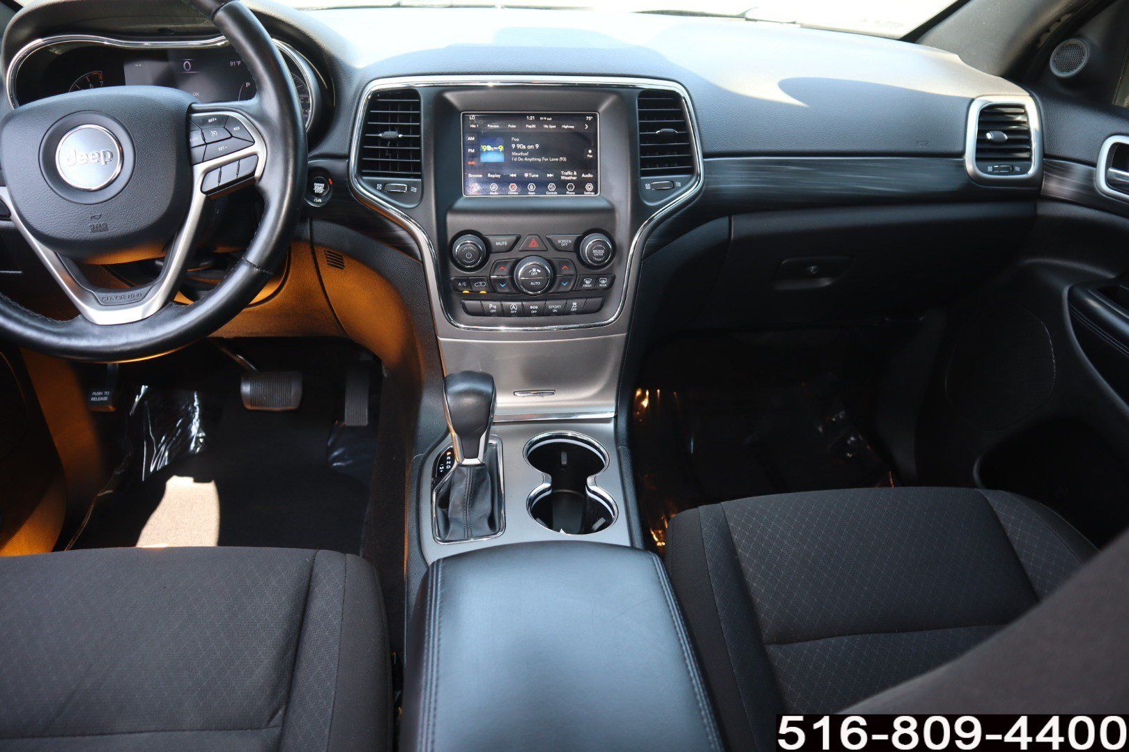 Used 2021 Jeep Grand Cherokee Laredo AWD/4WD image 11