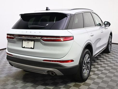 Used 2026 Lincoln Corsair Premiere AWD/4WD image 6