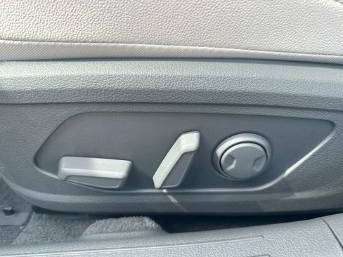 New 2025 Hyundai Sonata Limited image 37