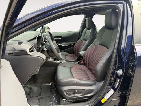 Used 2024 Toyota Corolla XSE FWD image 6