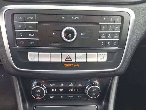Used 2018 Mercedes-Benz CLA 250 4MATIC image 8