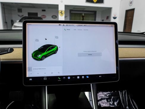 Used 2020 Tesla Model 3 Long Range AWD/4WD image 24