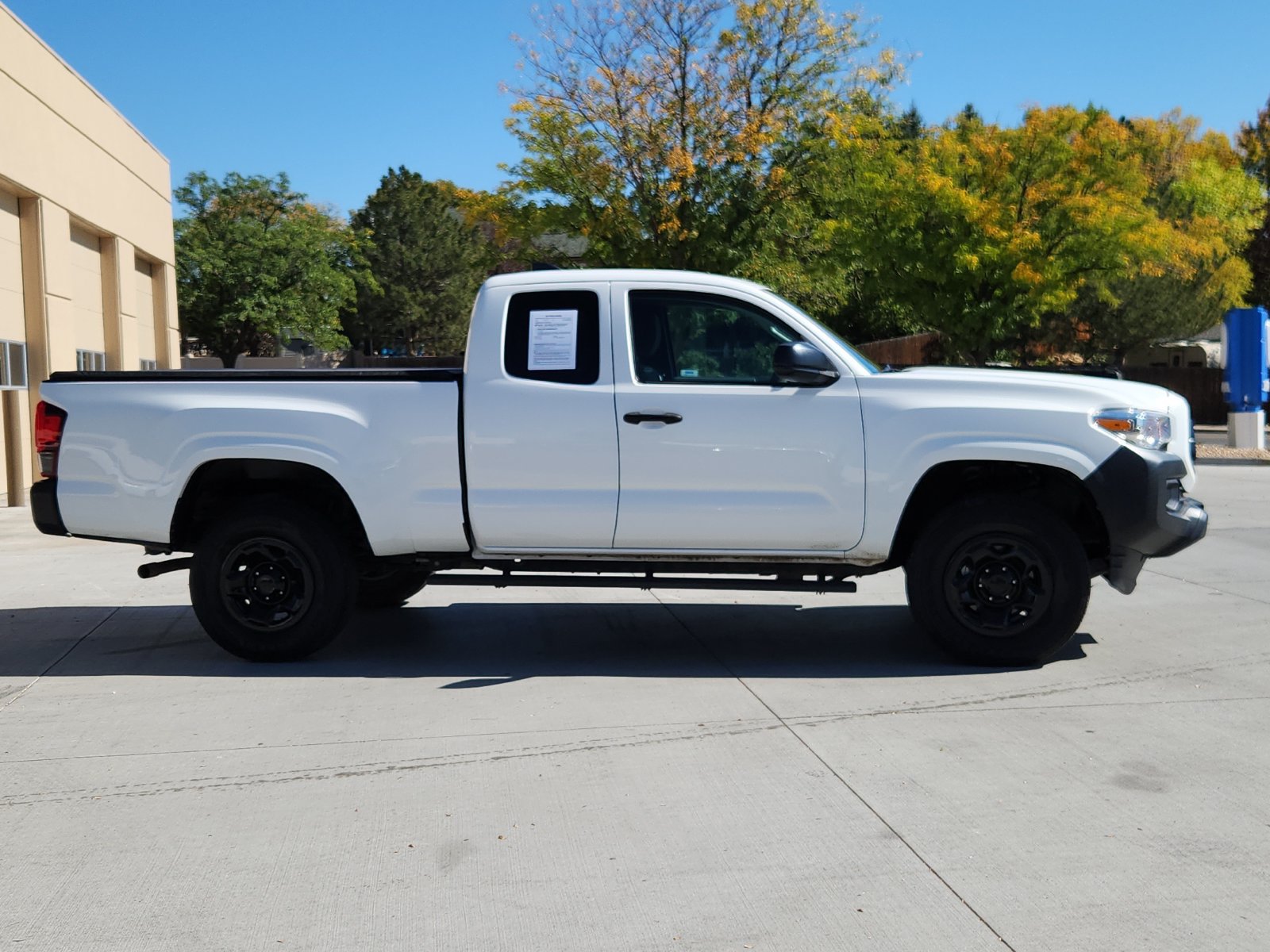 Used 2021 Toyota Tacoma SR AWD/4WD image 6