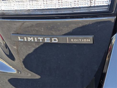 Used 2026 Mitsubishi Outlander Sport LE image 13