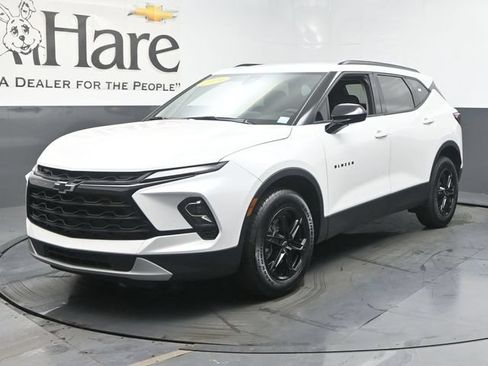 Used 2024 Chevrolet Blazer LT w/ Convenience Package FWD image 34