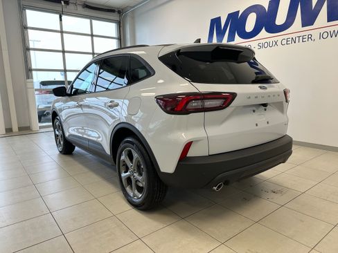 New 2026 Ford Escape ST-Line w/ Tech Pack #1 image 30