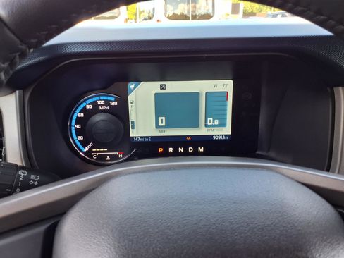 Used 2023 Ford Bronco Outer Banks AWD/4WD image 17
