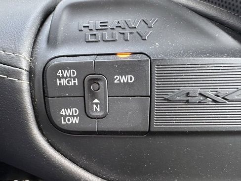 Used 2024 RAM 2500 Limited image 30