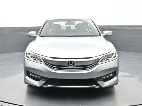Used 2017 Honda Accord EX-L image 26