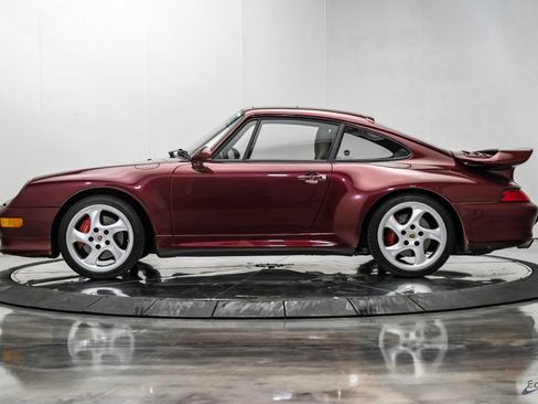 Used 1997 Porsche 911 Carrera 4S AWD/4WD image 8