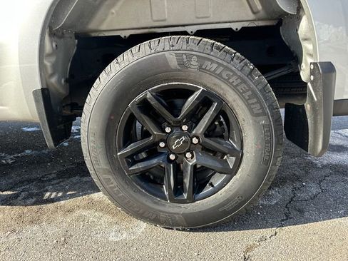 Used 2019 Chevrolet Silverado 1500 Custom Trail Boss image 13