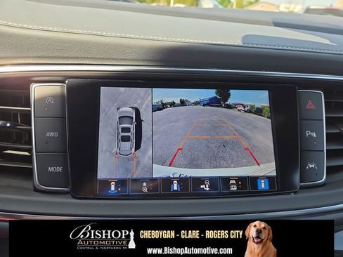 Used 2023 Buick Enclave Premium AWD/4WD image 6