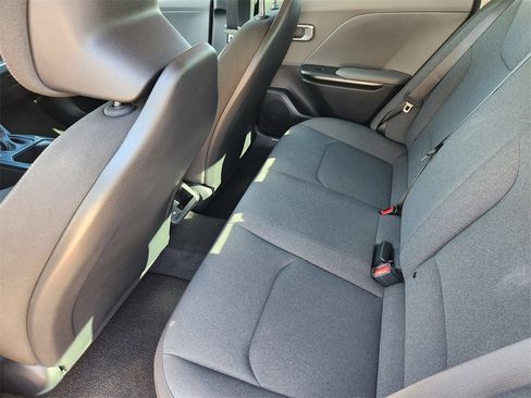 New 2025 Kia K4 LXS image 19