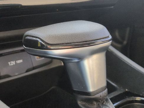 Used 2022 Hyundai Tucson SE image 27