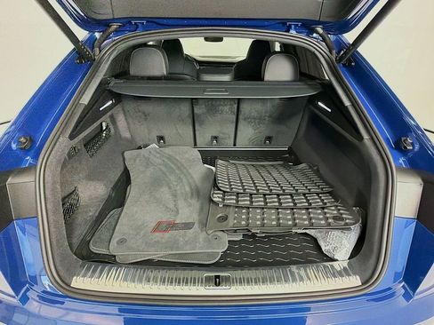 Used 2025 Audi RS Q8 performance image 29