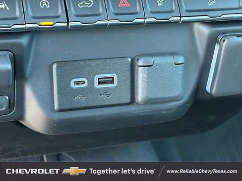 New 2026 Chevrolet Silverado 1500 Custom Trail Boss w/ LPO, Dark Essentials Package AWD/4WD image 20