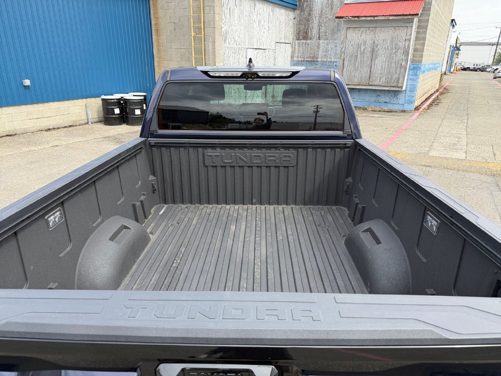 Used 2023 Toyota Tundra Platinum AWD/4WD image 22