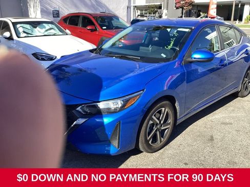 Used 2025 Nissan Sentra SV FWD image 3