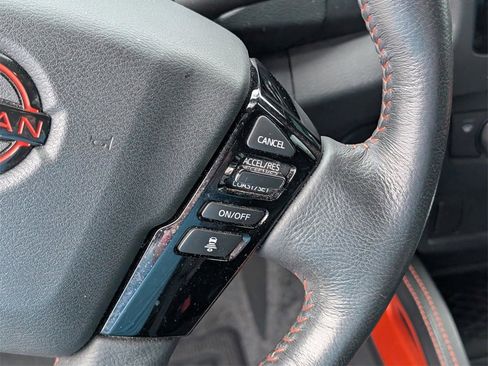 Used 2022 Nissan Frontier Pro-X w/ Technology Package image 19