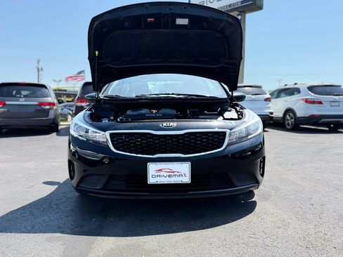 Used 2018 Kia Forte LX w/ LX Rear Camera Package FWD image 11