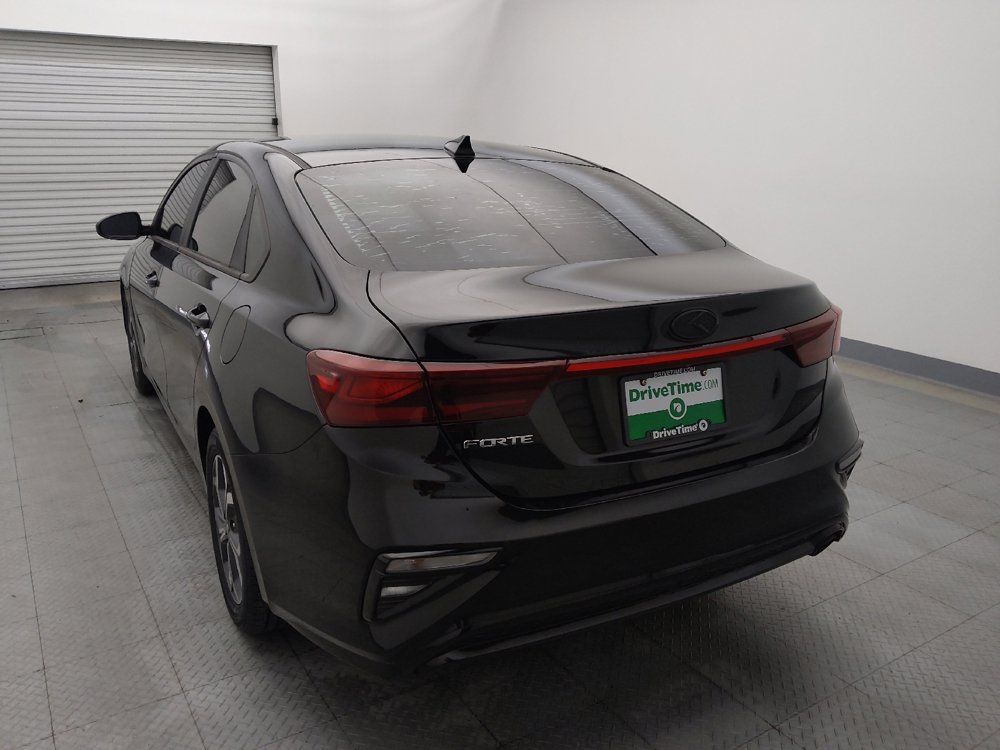 Used 2020 Kia Forte LXS FWD image 6