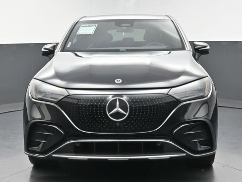 Used 2023 Mercedes-Benz EQE 500 4MATIC SUV image 6