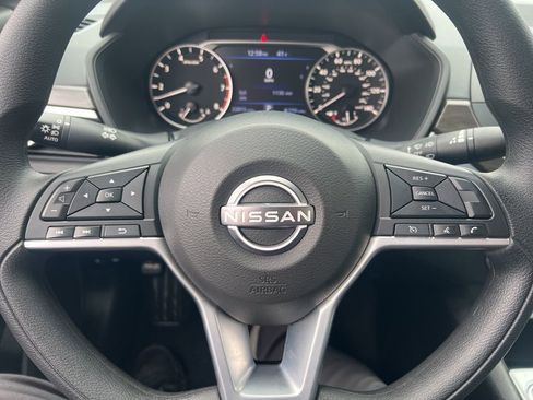 Certified 2025 Nissan Altima 2.5 SV image 56