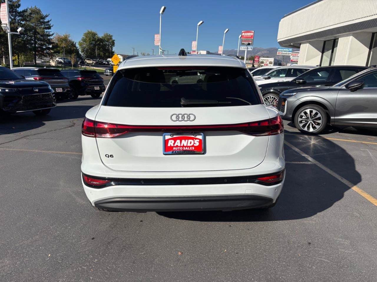Used 2025 Audi Q6 e-tron Premium Plus AWD/4WD image 10