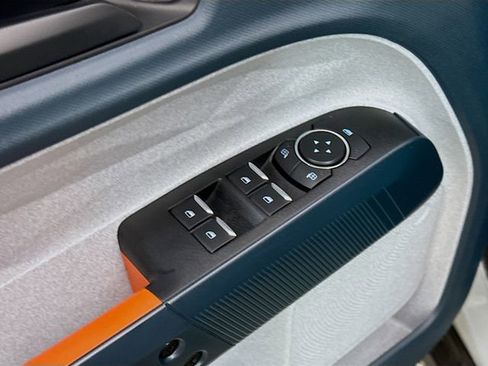 Used 2022 Ford Maverick XLT w/ XLT Luxury Package image 17