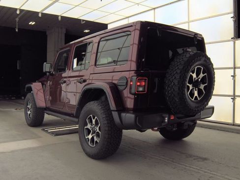 Used 2021 Jeep Wrangler Unlimited Rubicon w/ Dual Top Group AWD/4WD image 4