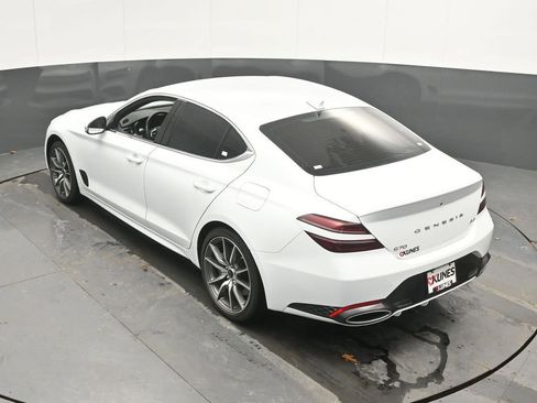 Used 2025 Genesis G70 2.5T image 41