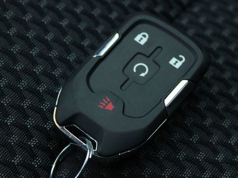 Used 2023 GMC Terrain SLE w/ LPO, Floor Liner Package AWD/4WD image 54