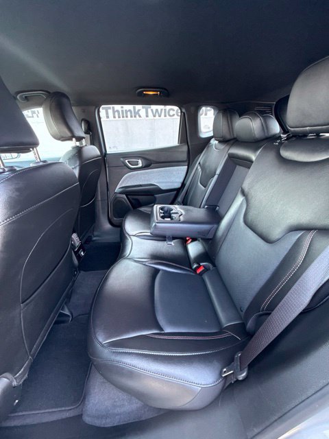 Used 2023 Jeep Compass Latitude AWD/4WD image 10