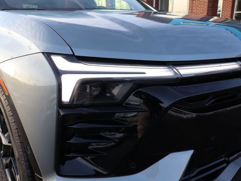 New 2026 Chevrolet Blazer EV SS image 5