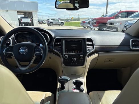 Used 2015 Jeep Grand Cherokee Limited AWD/4WD image 19