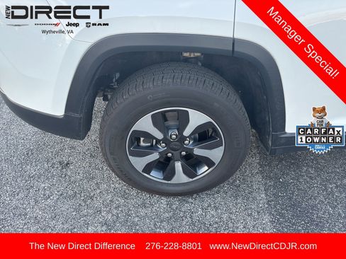 Used 2023 Jeep Grand Cherokee 4WD 4xe image 35