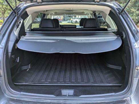 Used 2018 Subaru Outback 2.5i Limited AWD/4WD image 12