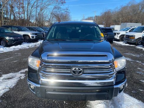 Used 2016 Toyota Tundra SR5 image 3