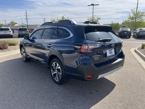 Used 2024 Subaru Outback Touring XT AWD/4WD image 12