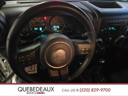 Used 2012 Jeep Wrangler Unlimited Sport image 10