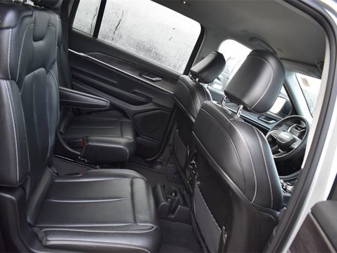 Used 2023 Jeep Grand Cherokee L Limited image 19