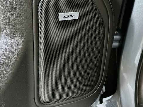 Used 2022 Chevrolet Silverado 1500 High Country w/ Technology Package image 19